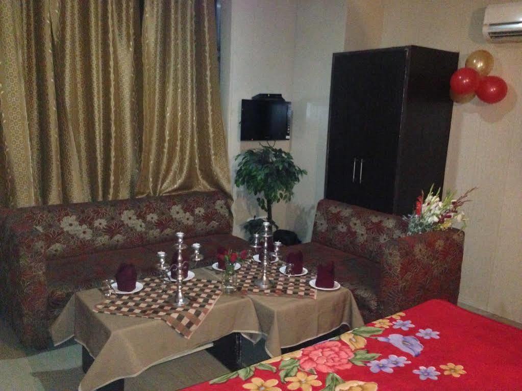 Hotel Silver Stone Ludhiana Zewnętrze zdjęcie